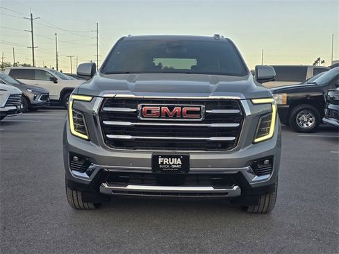 New 2026 GMC Yukon XL Elevation image 2