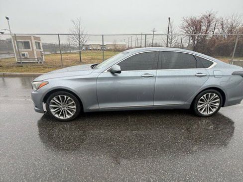 Used 2015 Hyundai Genesis 3.8 image 16