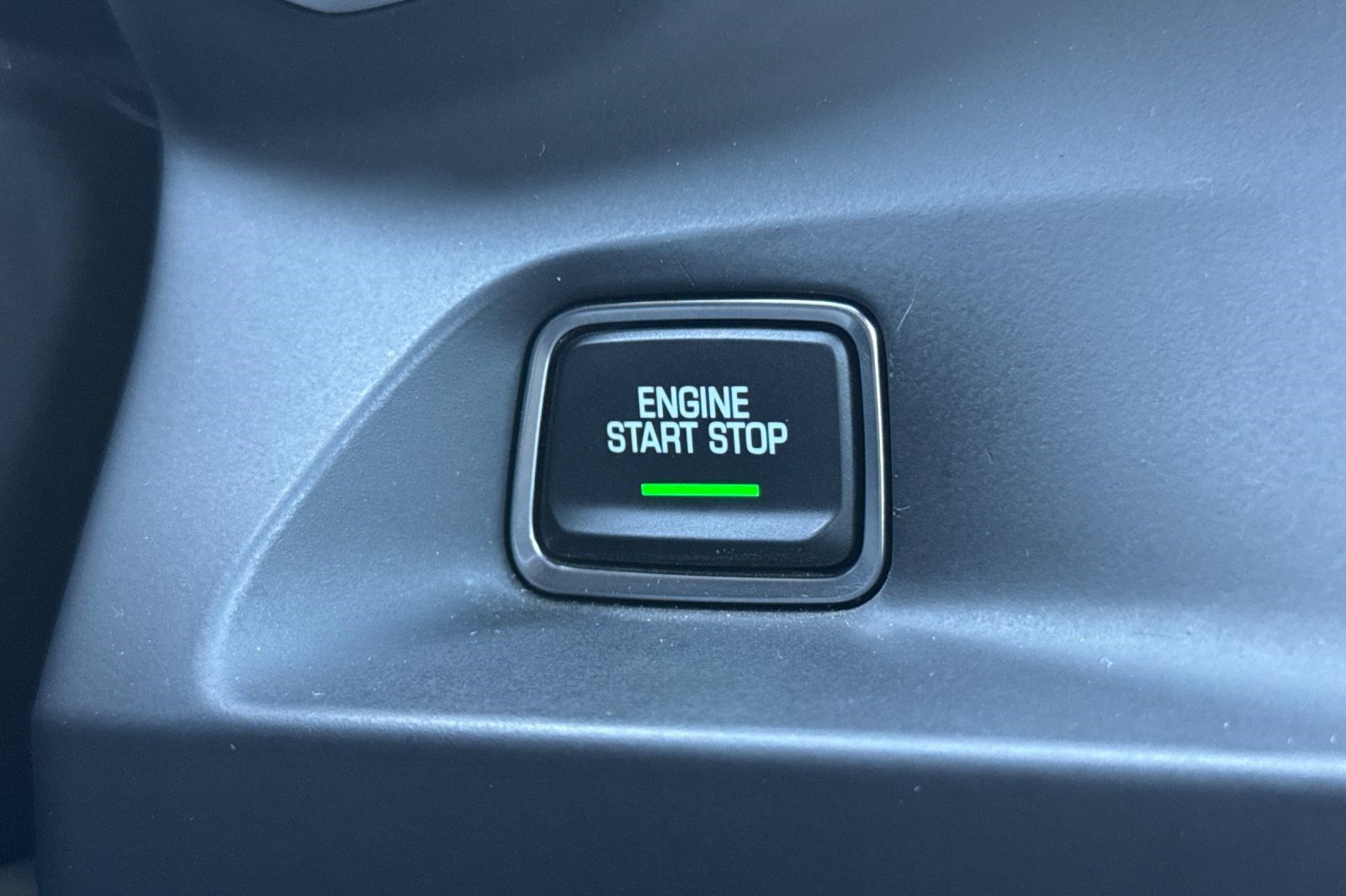 Used 2016 Chevrolet Camaro LT RWD image 17