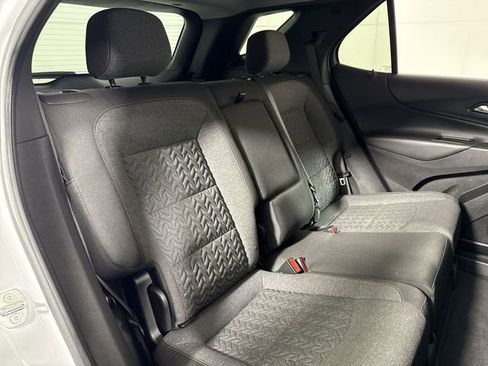 Used 2023 Chevrolet Equinox LT image 15