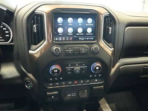 Used 2021 Chevrolet Silverado 1500 High Country w/ Technology Package image 15