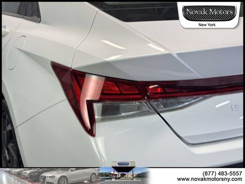 Used 2025 Hyundai Elantra Limited FWD image 9