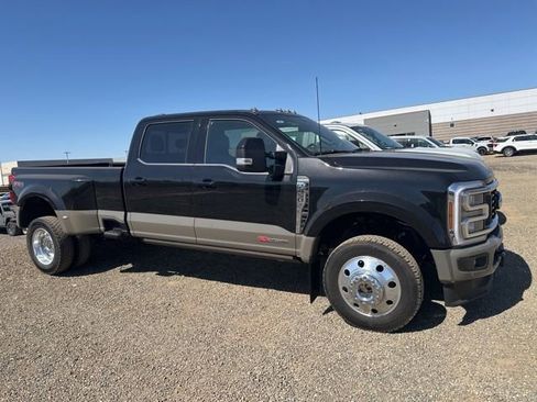 Used 2026 Ford F450 King Ranch w/ FX4 Off-Road Package AWD/4WD image 9