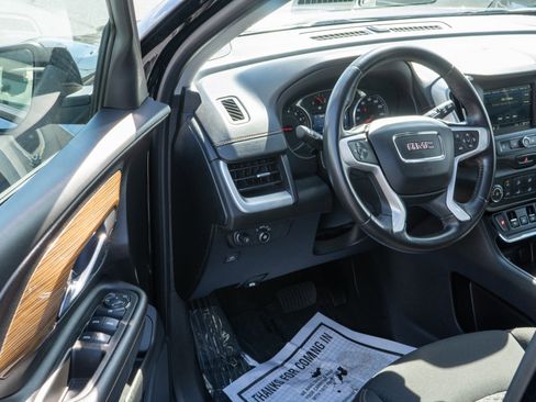 Used 2019 GMC Terrain SLE w/ Black Edition image 10