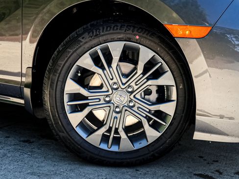 New 2026 Honda Odyssey Elite image 13