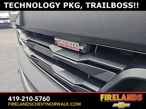 Certified 2023 Chevrolet Colorado Trail Boss w/ Technology Package image 12