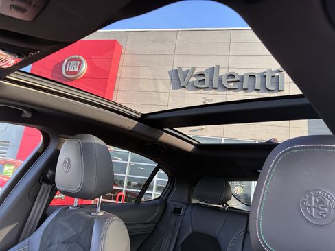 Used 2019 Alfa Romeo Stelvio Quadrifoglio w/ Convenience Package image 24