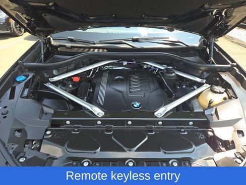 Used 2023 BMW X5 xDrive40i w/ Premium Package AWD/4WD image 16