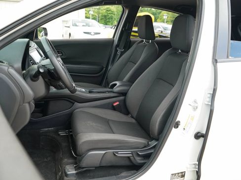 Used 2022 Honda HR-V Sport image 7