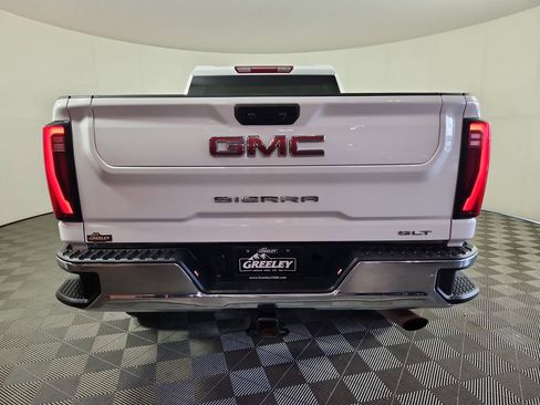 Used 2024 GMC Sierra 2500 SLT w/ SLT Convenience Package image 4