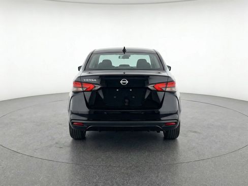 Used 2025 Nissan Versa SV image 7