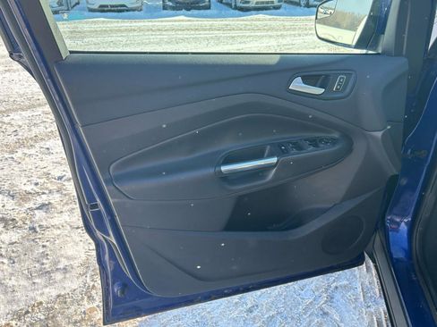 Used 2015 Ford Escape SE image 14