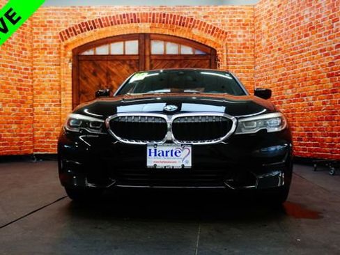 Used 2019 BMW 330i xDrive Sedan w/ Premium Package AWD/4WD image 2