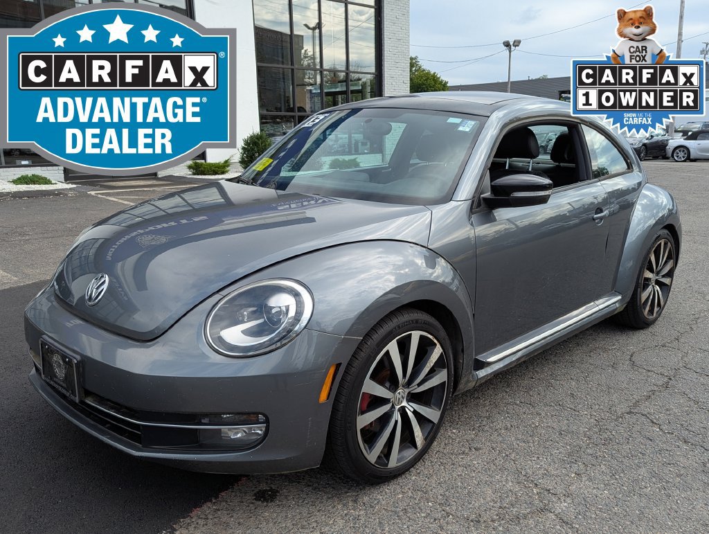 Used 2013 Volkswagen Beetle 2.0T FWD image 2