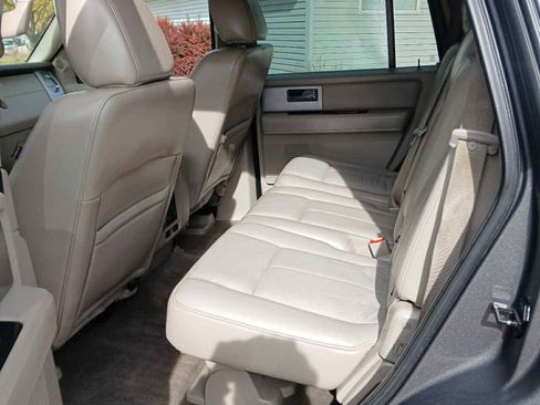 Used 2011 Ford Expedition Limited image 14