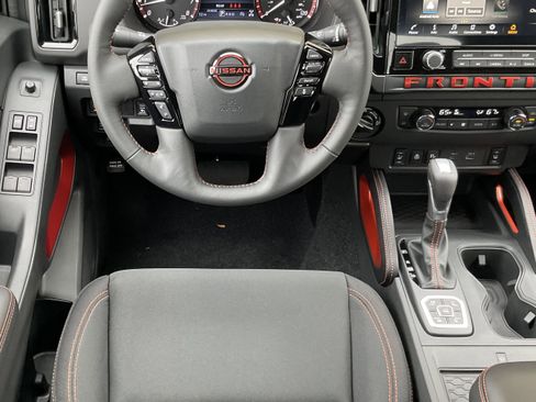 Used 2026 Nissan Frontier PRO-4X w/ Pro-4x Convenience Package image 22
