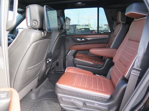 Used 2024 GMC Yukon Denali Ultimate image 24