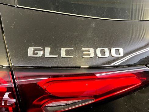 New 2026 Mercedes-Benz GLC 300 4MATIC image 6
