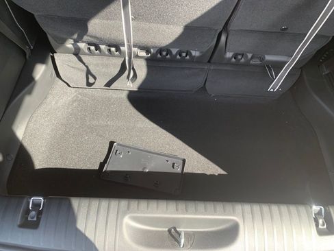 New 2026 Chrysler Pacifica Select image 30