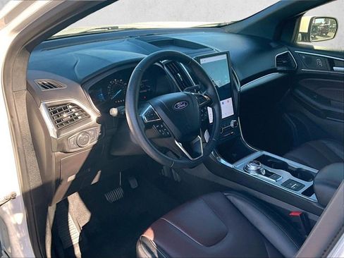 Used 2022 Ford Edge Titanium w/ Equipment Group 301A image 14
