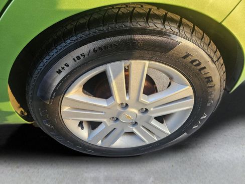 Used 2014 Chevrolet Spark LS image 38