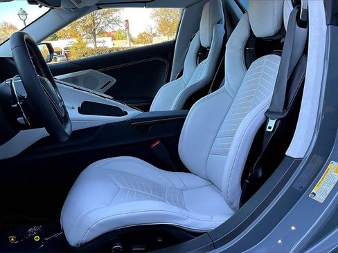 Used 2025 Chevrolet Corvette Stingray Premium Conv w/ 3LT image 20