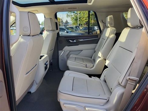 Used 2023 GMC Yukon Denali image 29