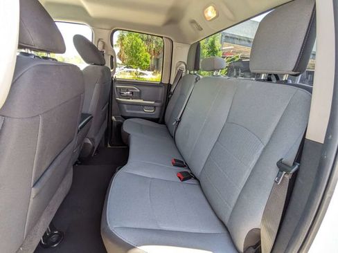 Used 2024 RAM 1500 Classic SLT AWD/4WD image 15