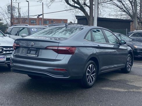 Certified 2023 Volkswagen Jetta S image 3