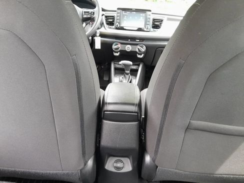 Used 2020 Kia Rio S FWD image 32
