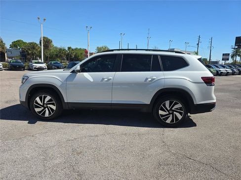 New 2026 Volkswagen Atlas SE FWD image 7