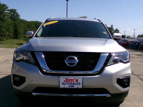 Used 2019 Nissan Pathfinder SV image 8