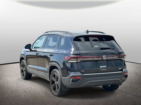 Used 2025 Volkswagen Taos SE w/ Taos Adventure Package AWD/4WD image 3