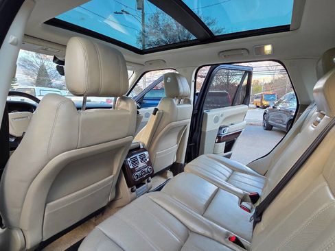 Used 2017 Land Rover Range Rover HSE image 34