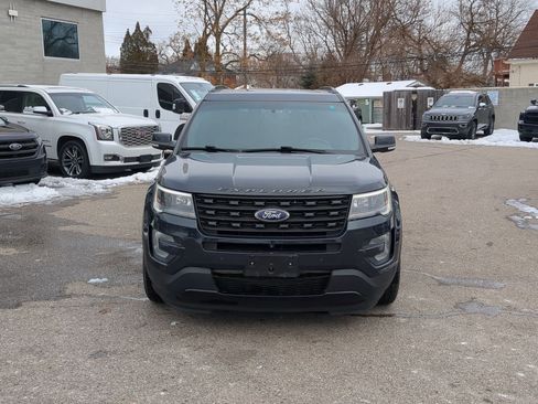 Used 2017 Ford Explorer Sport w/ Equipment Group 401A image 3