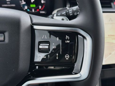 New 2026 Land Rover Discovery Sport Landmark AWD/4WD image 38