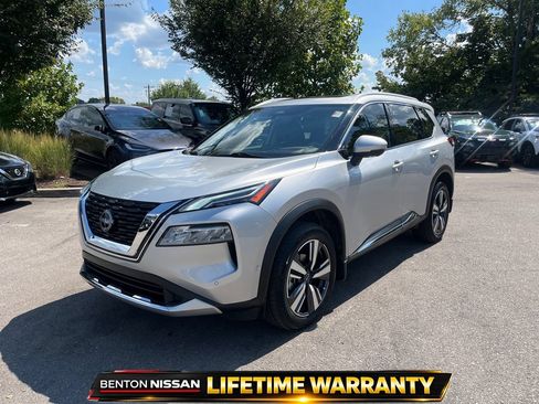 Used 2023 Nissan Rogue Platinum w/ Platinum Premium Package FWD image 4