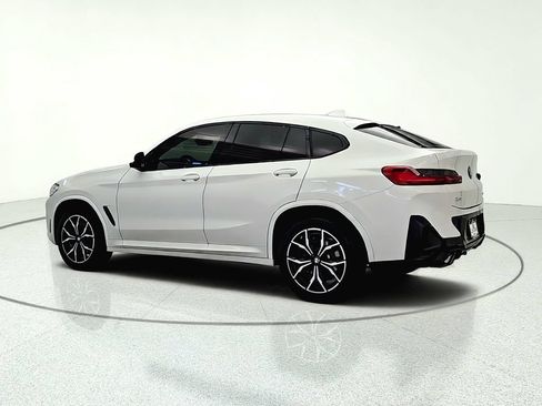 Used 2023 BMW X4 xDrive30i AWD/4WD image 5