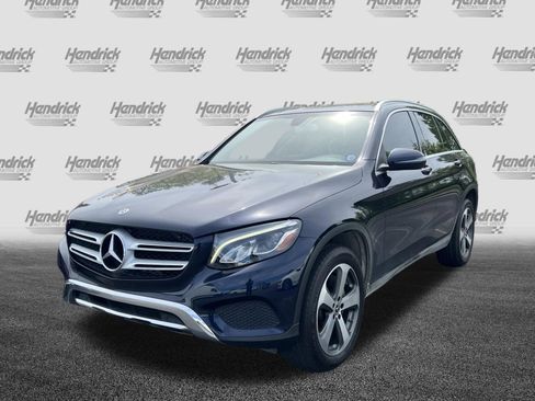 Used 2019 Mercedes-Benz GLC 300 4MATIC image 3