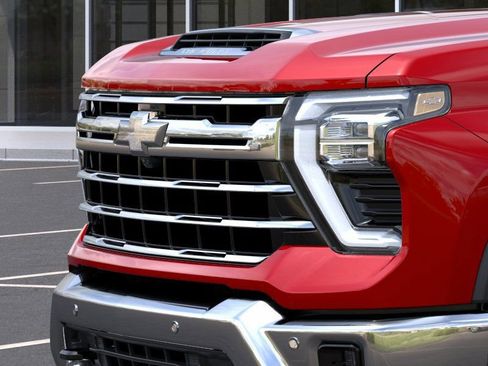 New 2026 Chevrolet Silverado 2500 LTZ w/ LTZ Premium Package AWD/4WD image 13