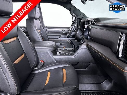 Used 2025 GMC Sierra 2500 AT4 image 29