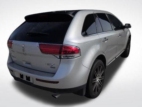 Used 2013 Lincoln MKX AWD image 10