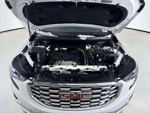Used 2020 GMC Terrain Denali w/ LPO, Floor Liner Package image 31