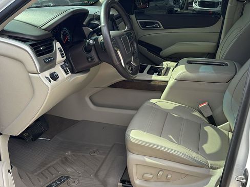 Used 2019 GMC Yukon Denali w/ Denali Ultimate Package RWD image 13