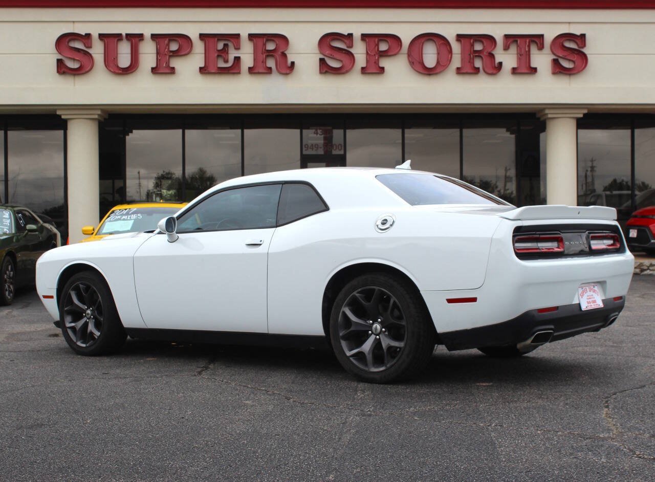 Used 2018 Dodge Challenger SXT Plus RWD image 5