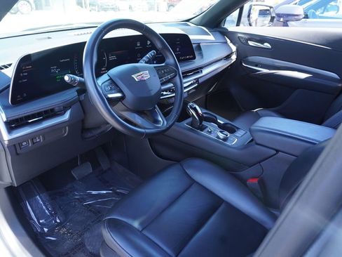 Certified 2025 Cadillac XT4 Premium Luxury FWD image 16