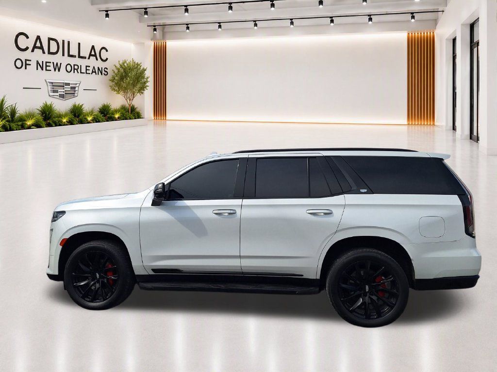Used 2021 Cadillac Escalade Luxury AWD/4WD image 5