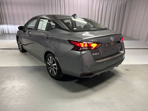 Used 2025 Nissan Versa SV image 5