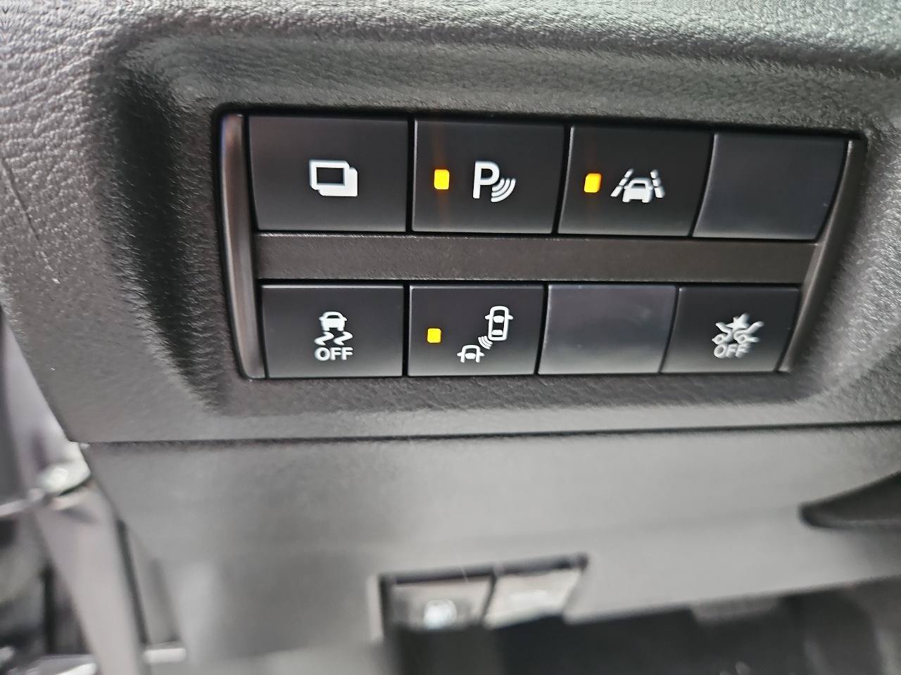 Used 2023 Nissan Kicks S FWD image 25
