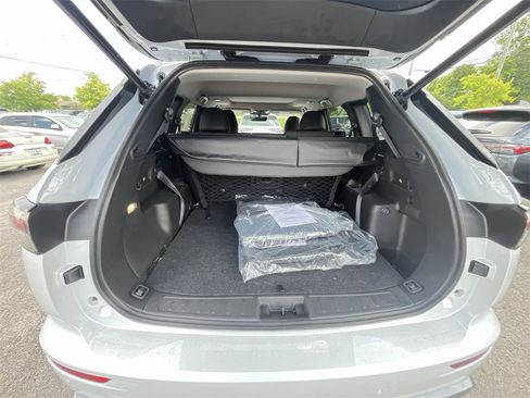 New 2025 Mitsubishi Outlander SE image 24